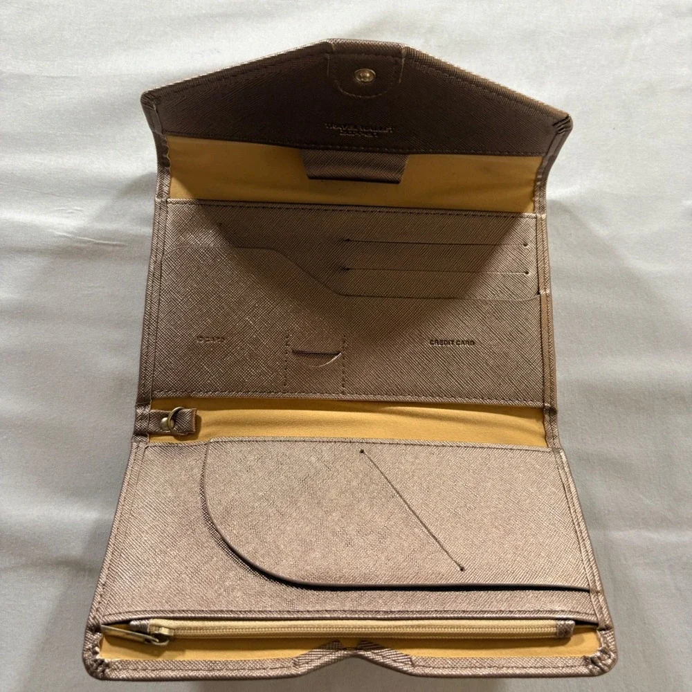 Zoppen Travel Wallet Organizer Womens Rose Gold RFID Blocking Passport Clutch